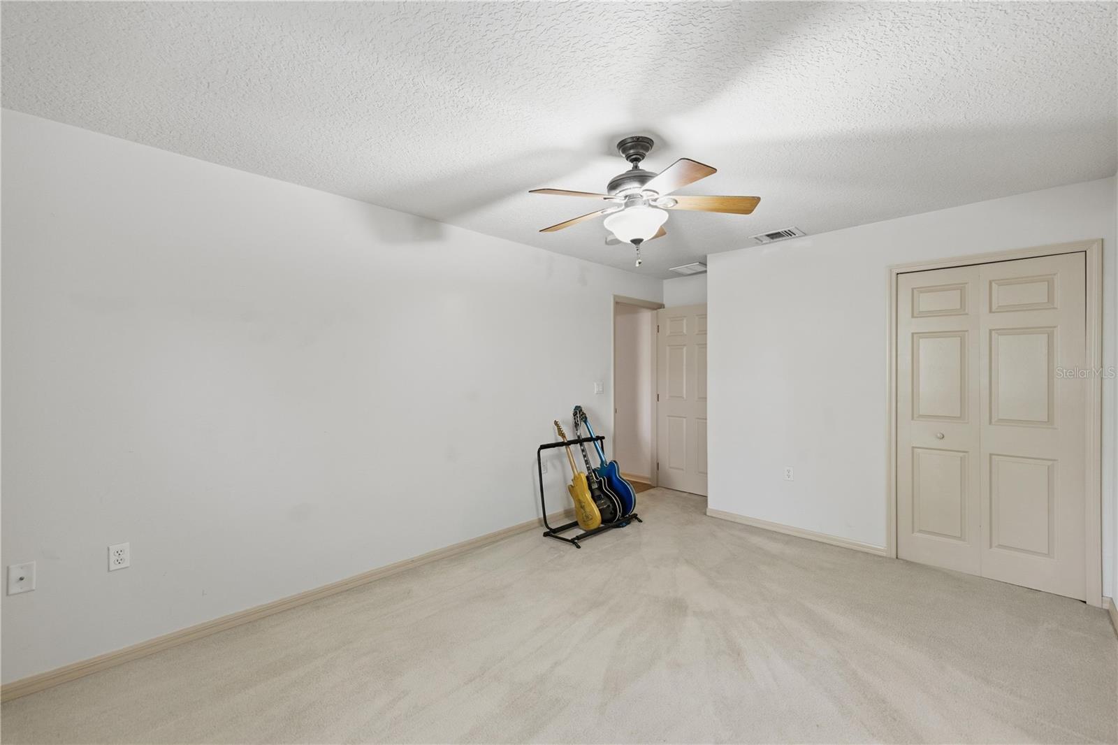 Image 22 of 48 For 15312 14th Avenue Road