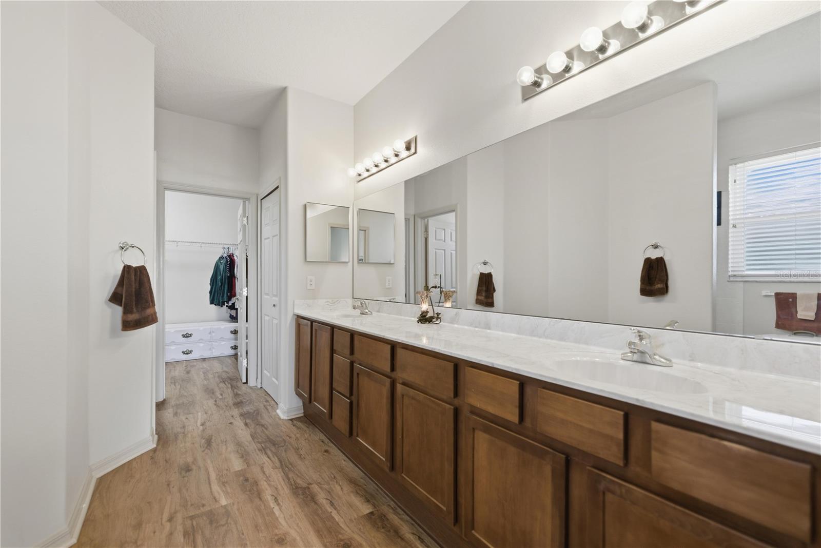 Image 25 of 48 For 15312 14th Avenue Road