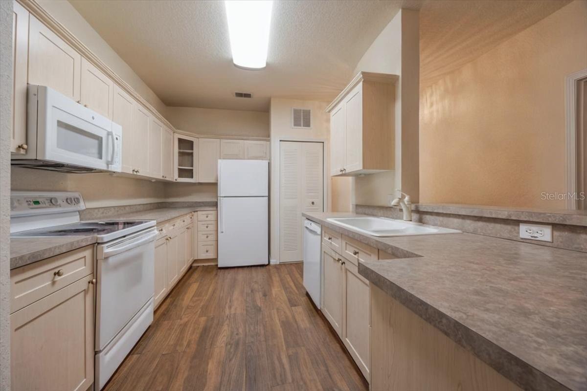 Image 4 of 21 For 830 Airport Road 111