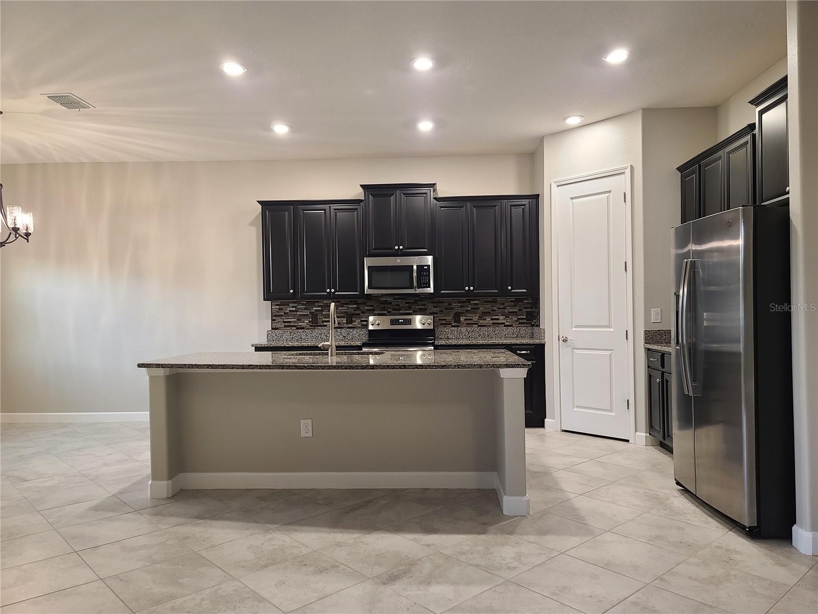 Image 3 of 17 For 11708 Navajo Sandstone Street