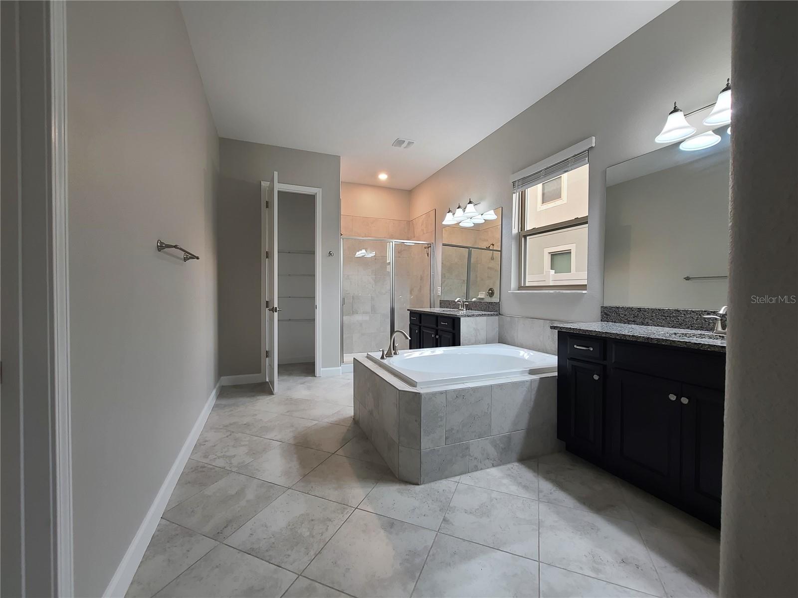 Image 7 of 17 For 11708 Navajo Sandstone Street