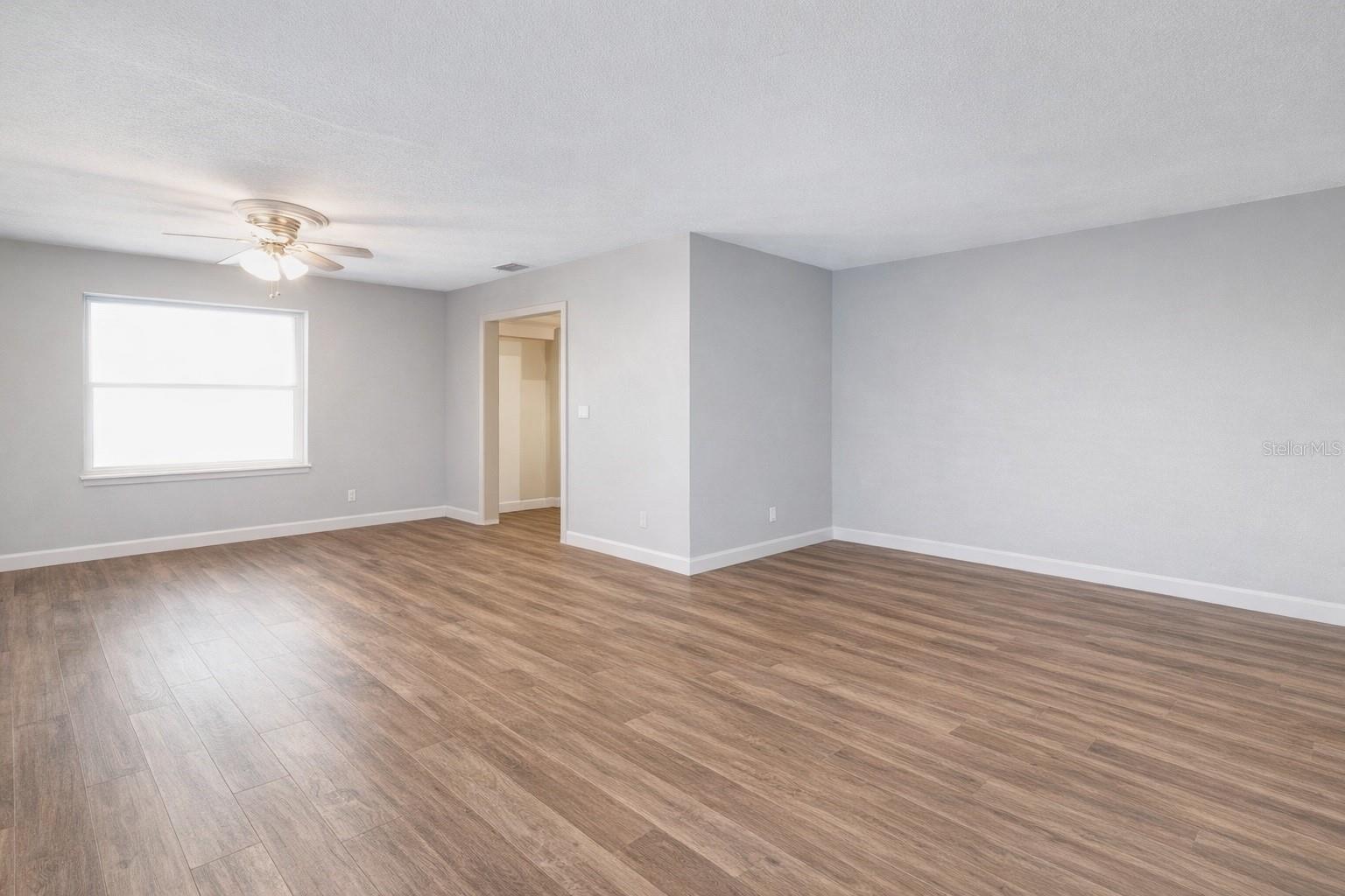 Image 11 of 56 For 2900 Woodbridge Lane