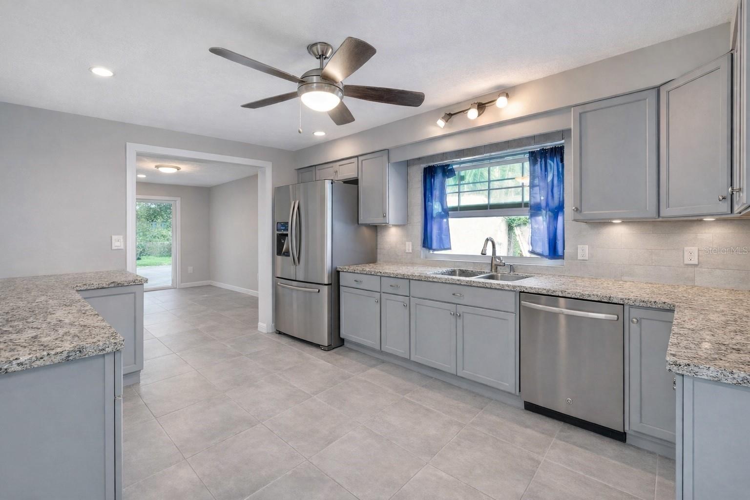 Image 15 of 56 For 2900 Woodbridge Lane