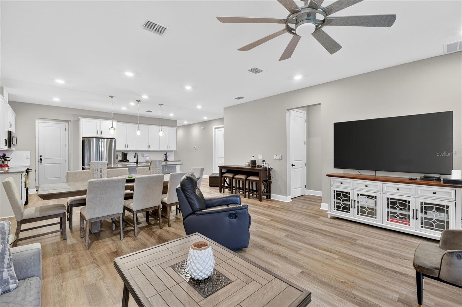 Image 12 of 31 For 7838 Sloewood Drive