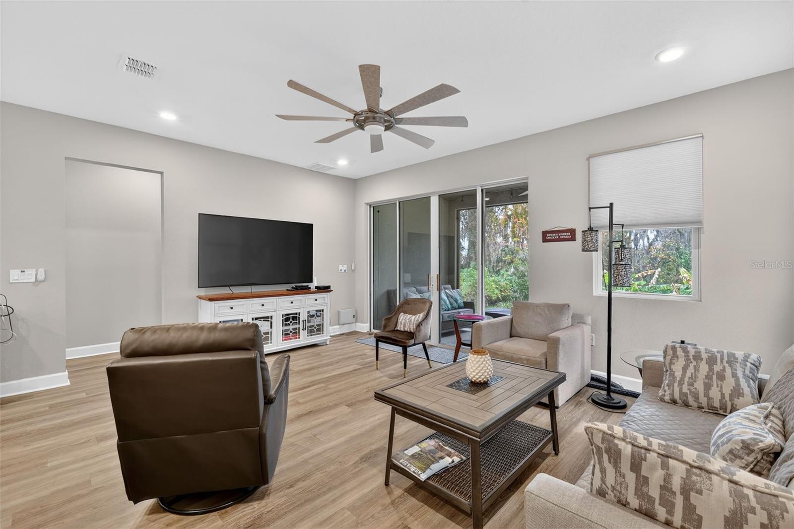 Image 15 of 31 For 7838 Sloewood Drive