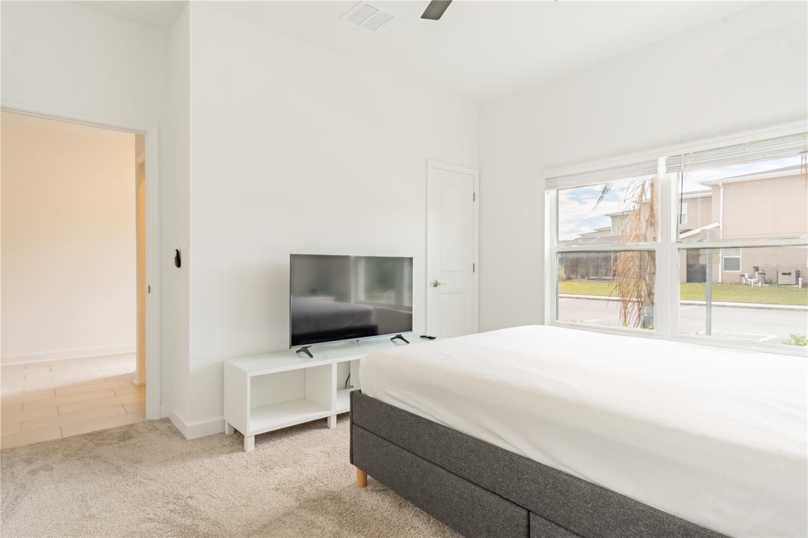 Image 6 of 36 For 2705 Scrapbook Street