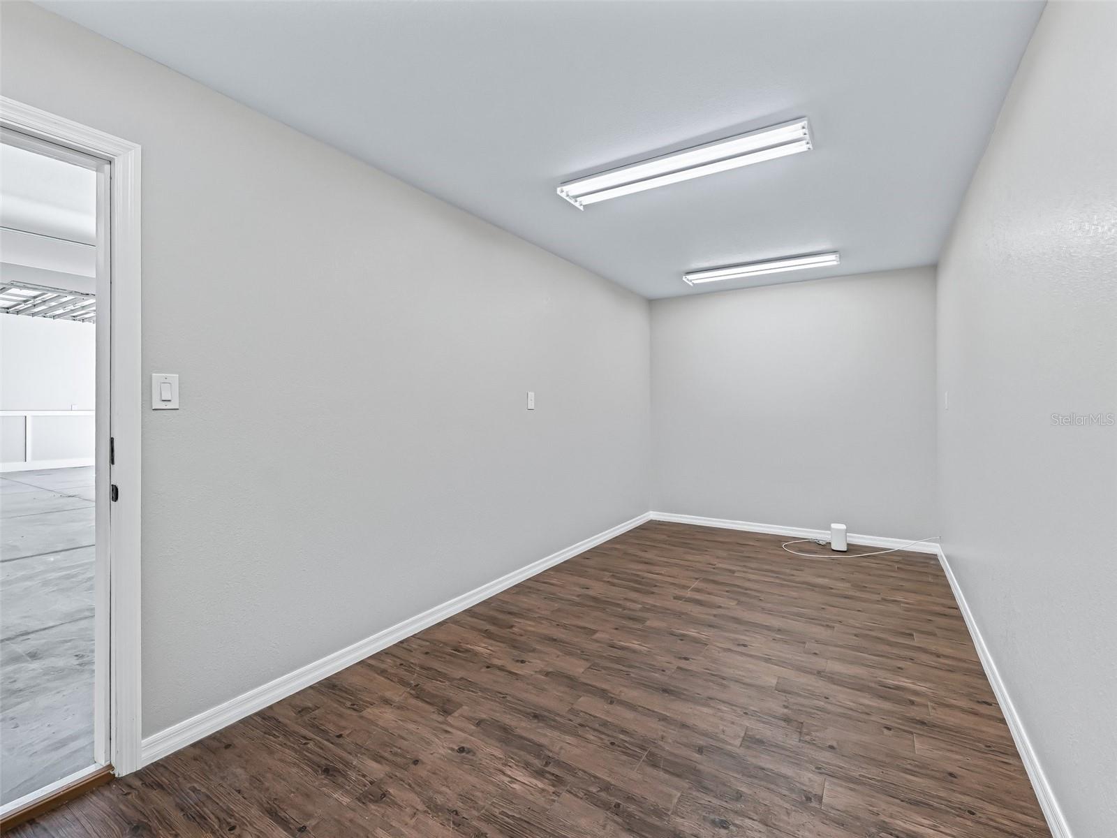 Image 25 of 71 For 13945 156th Lane