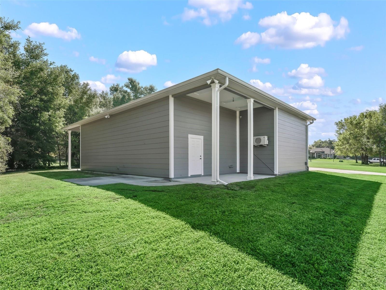 Image 28 of 71 For 13945 156th Lane