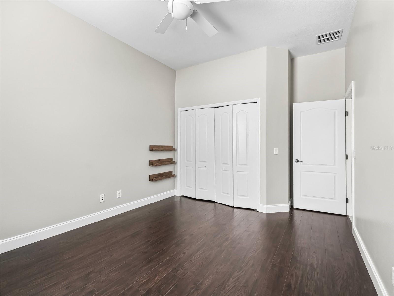 Image 30 of 71 For 13945 156th Lane