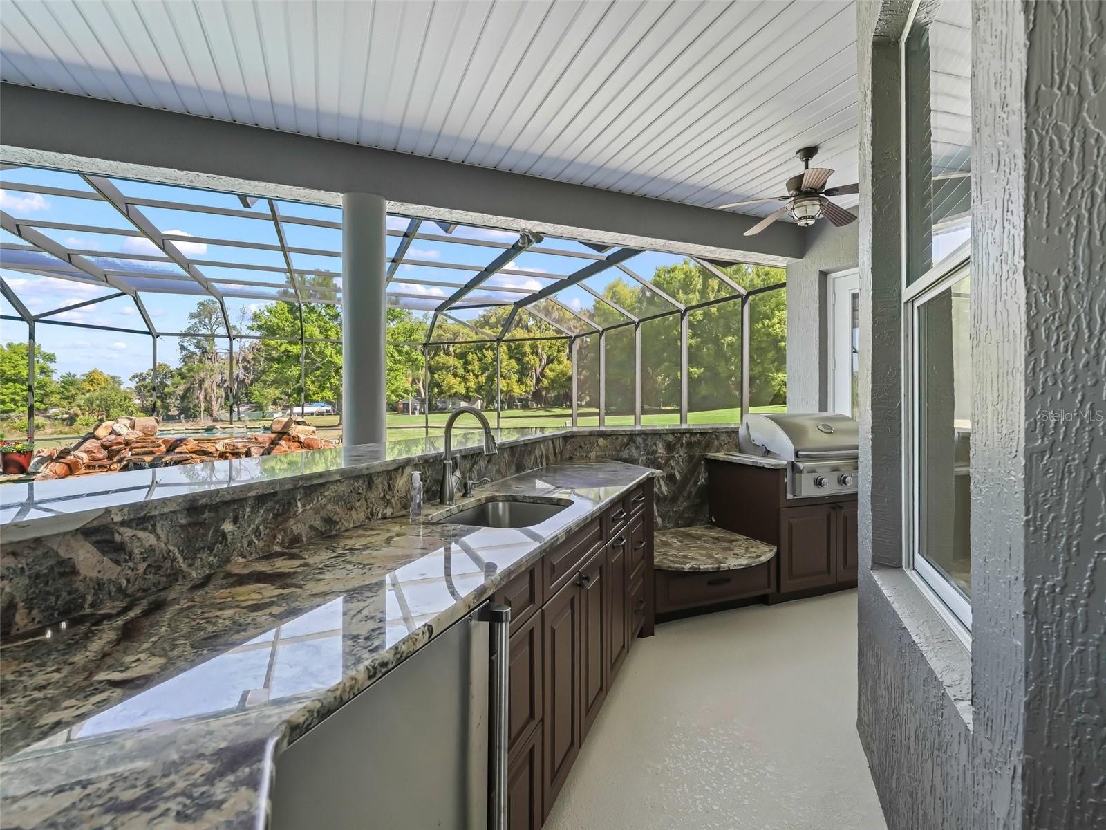 Image 37 of 71 For 13945 156th Lane