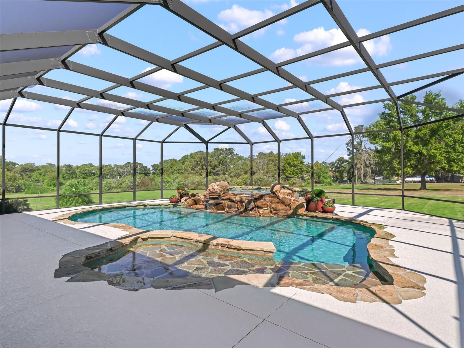 Image 40 of 71 For 13945 156th Lane