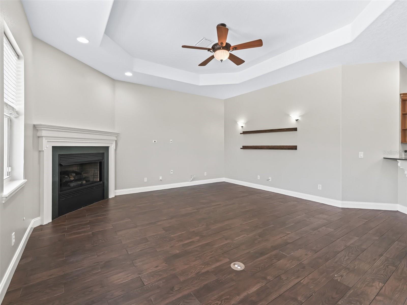 Image 48 of 71 For 13945 156th Lane