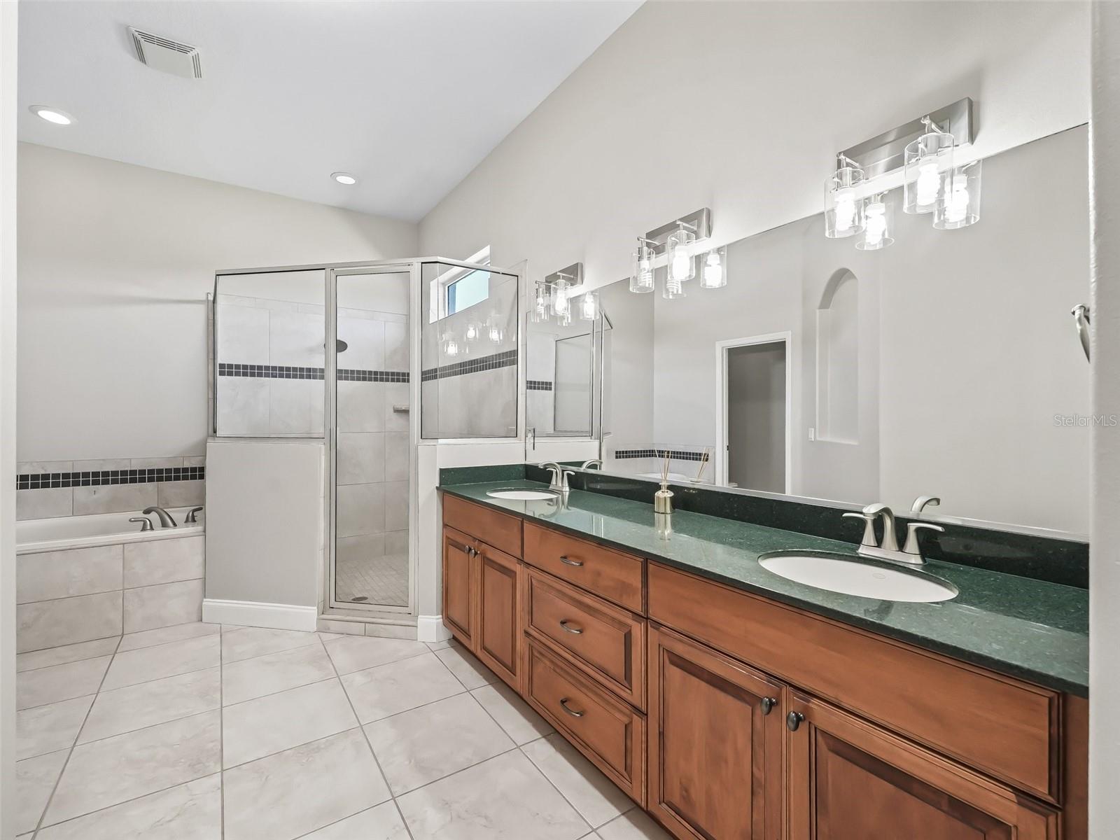 Image 55 of 71 For 13945 156th Lane