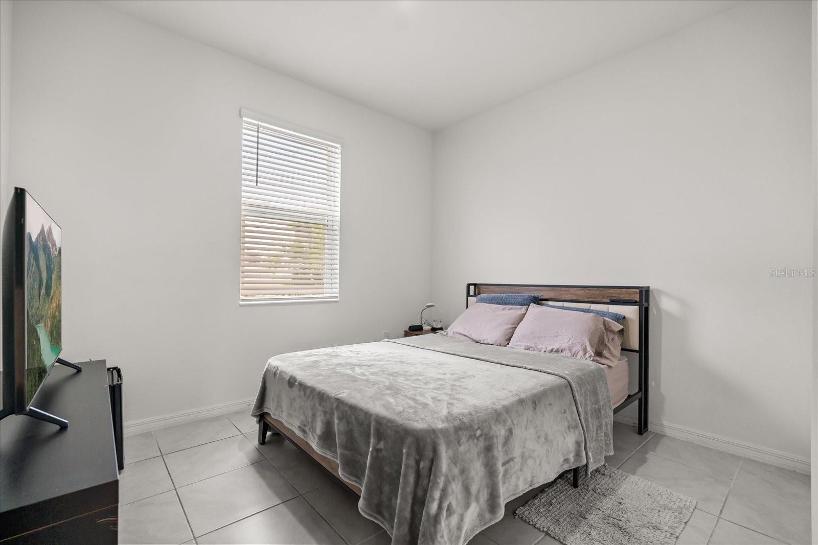 Image 10 of 23 For 1470 Geranium Drive