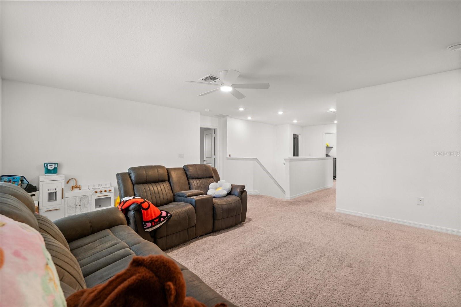 Image 12 of 23 For 1470 Geranium Drive