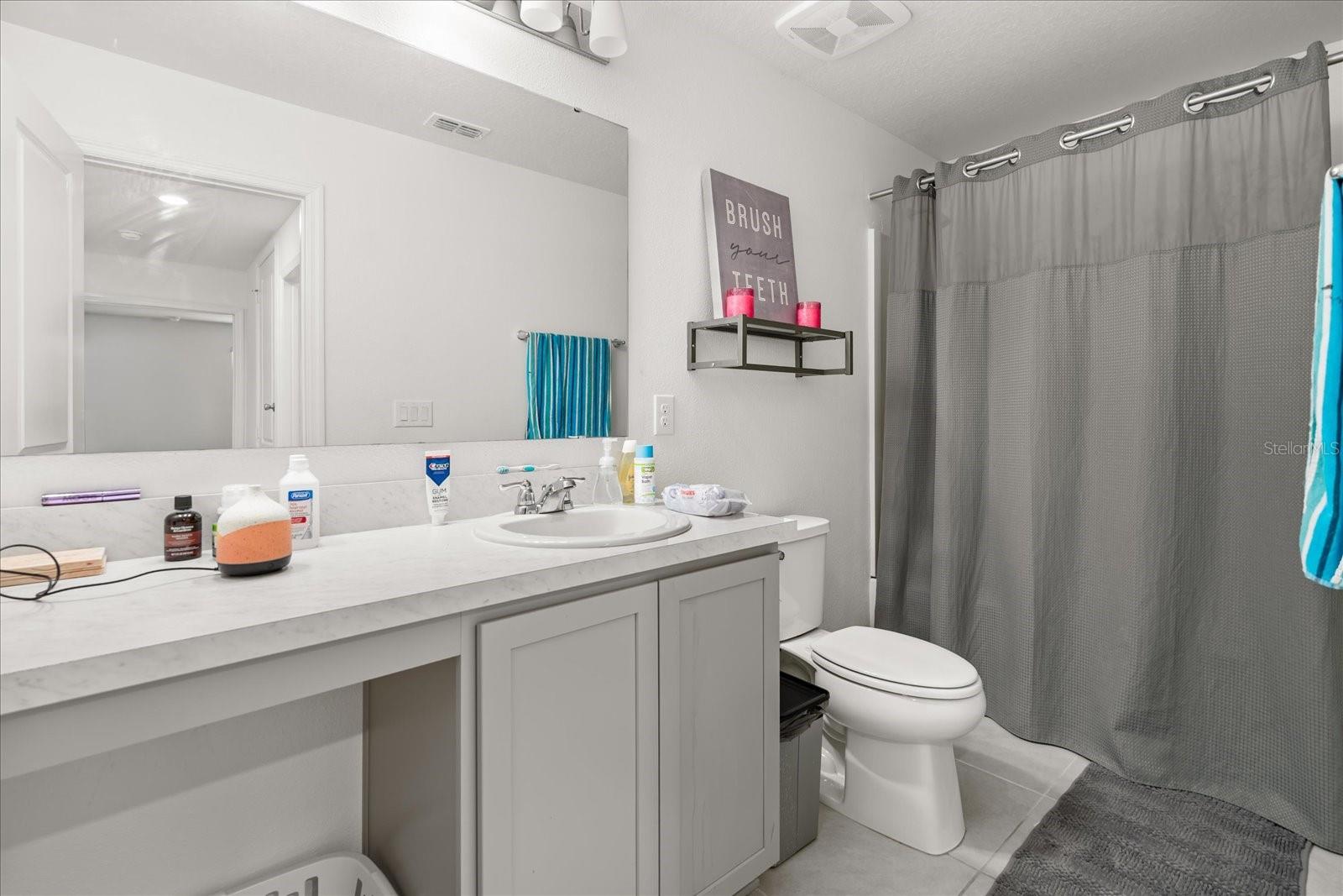 Image 19 of 23 For 1470 Geranium Drive