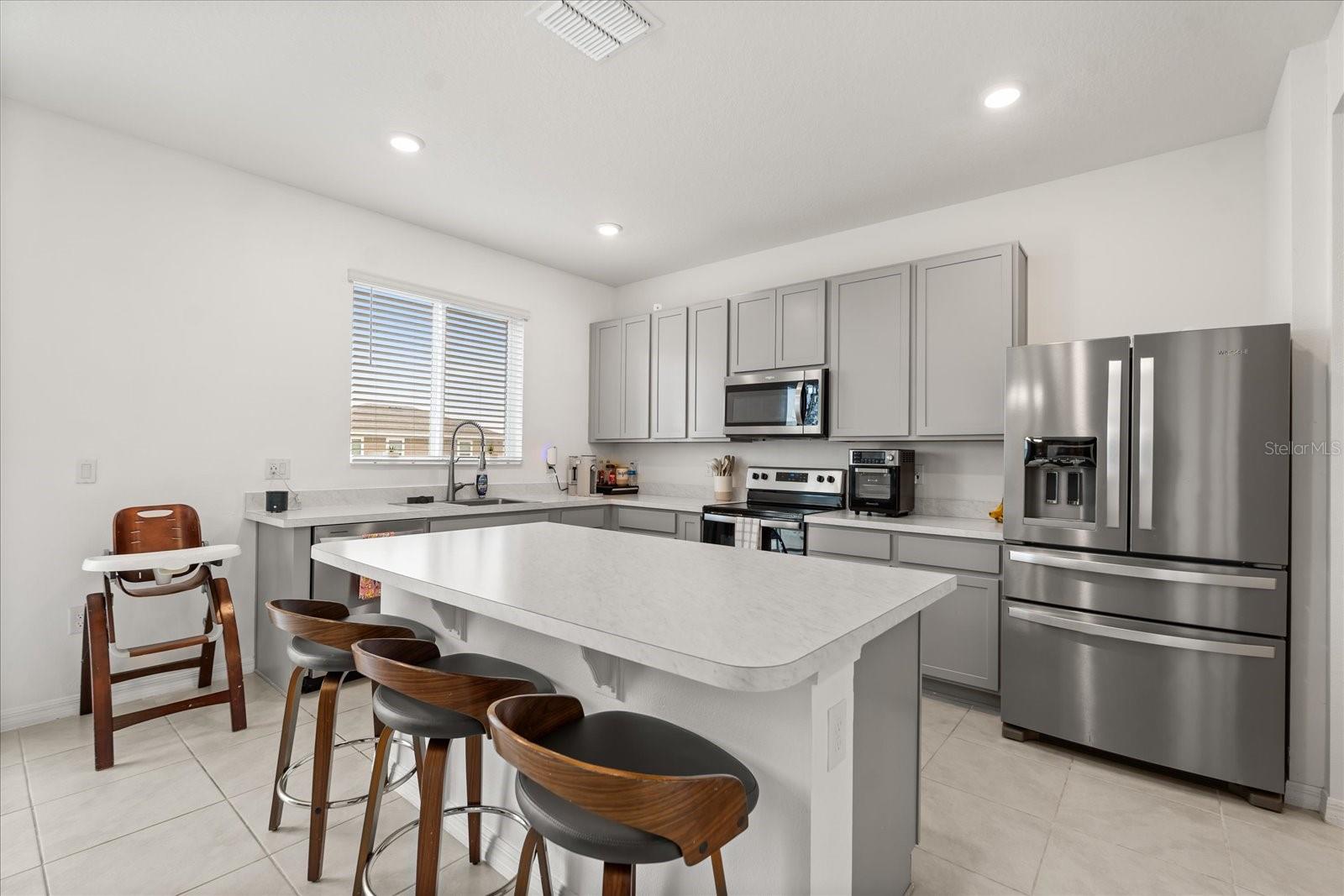 Image 5 of 23 For 1470 Geranium Drive