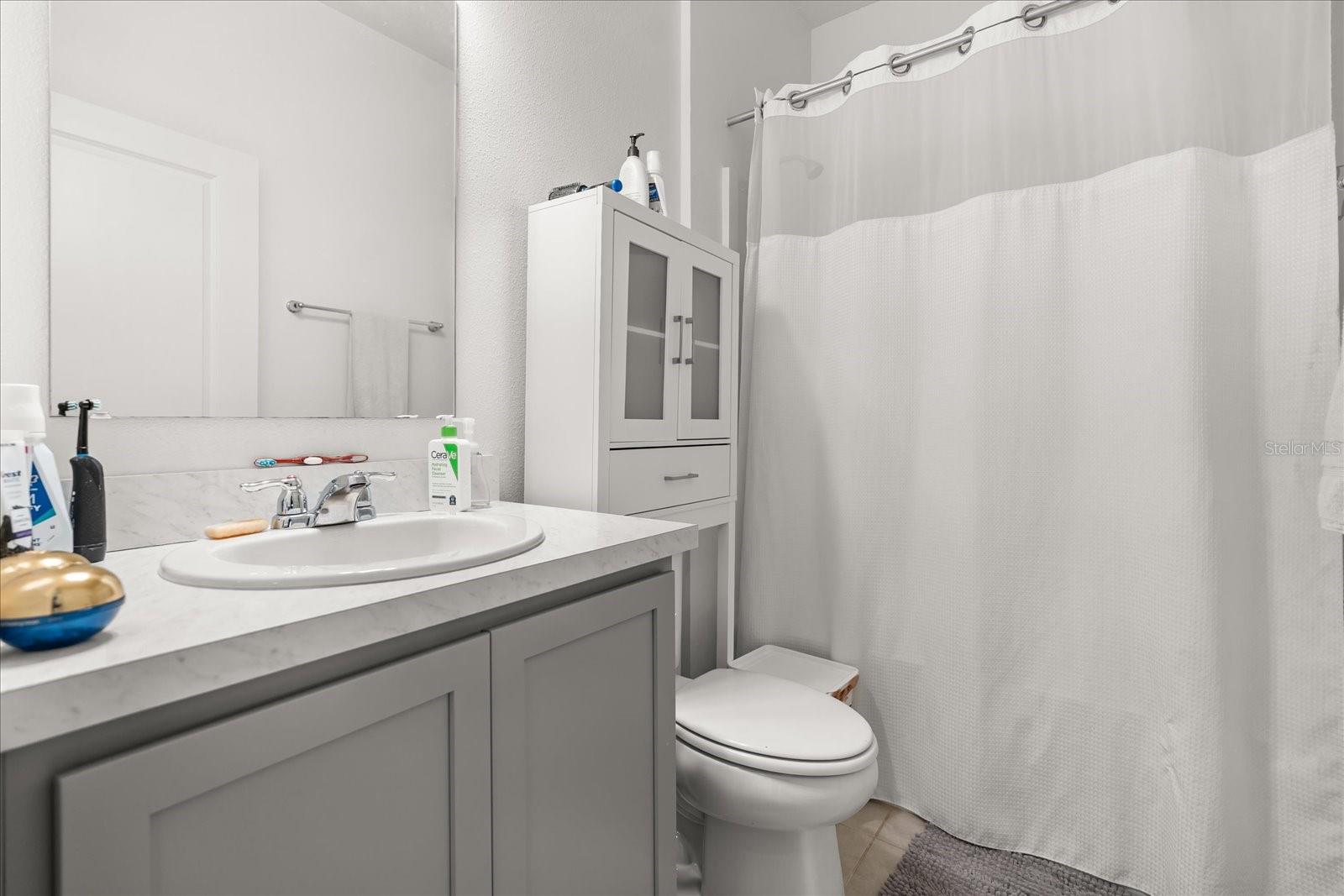 Image 8 of 23 For 1470 Geranium Drive