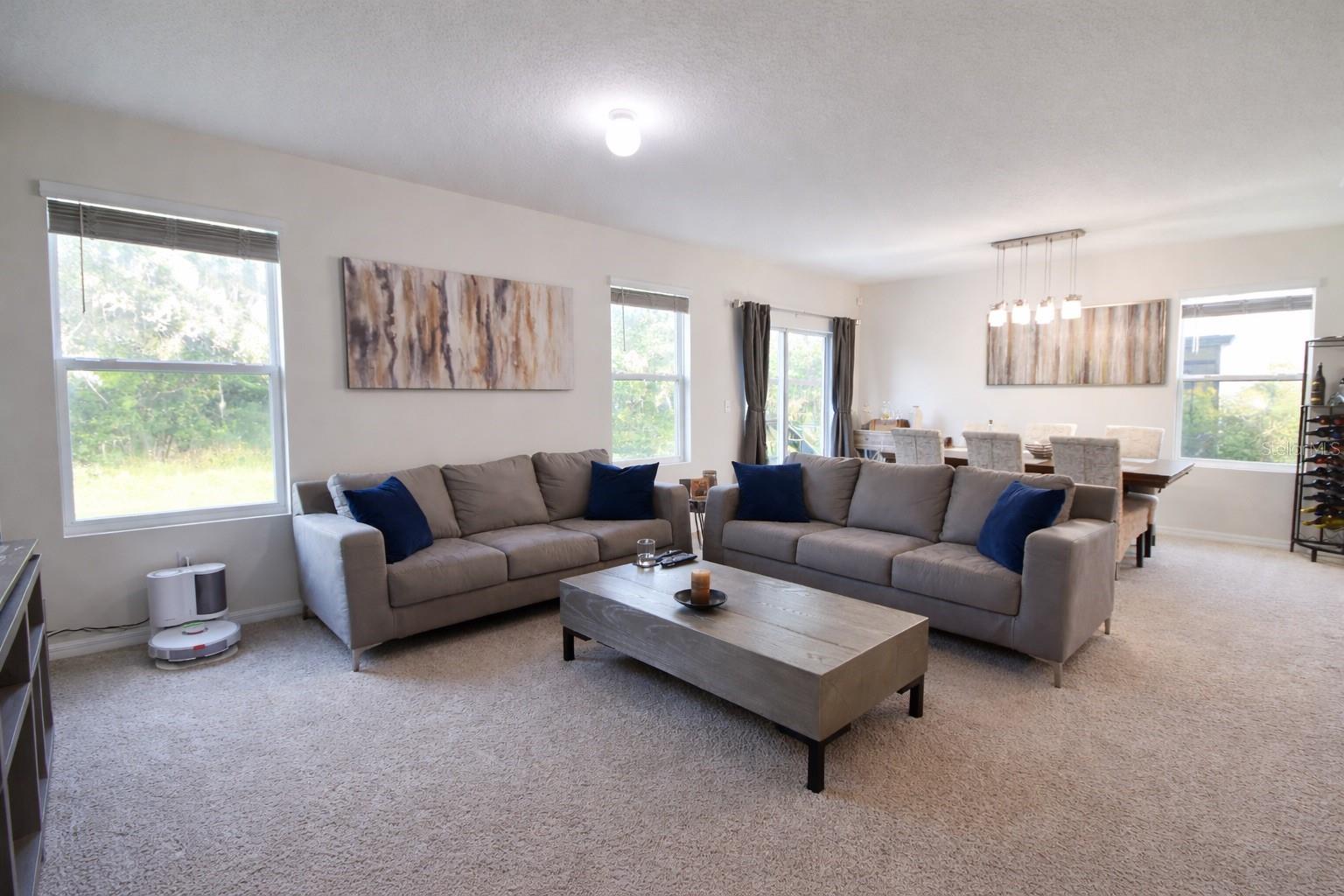 Image 25 of 39 For 6930 Silverado Ranch Boulevard