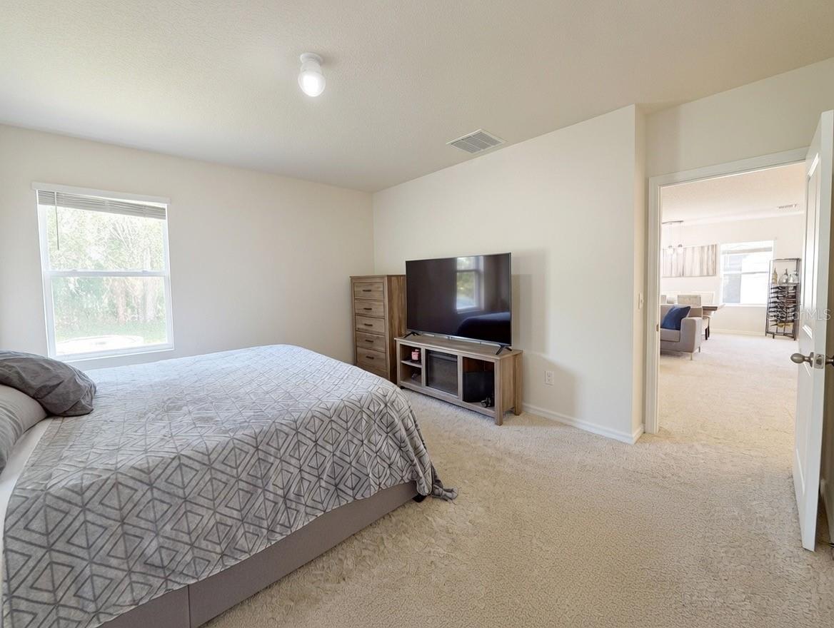 Image 27 of 39 For 6930 Silverado Ranch Boulevard