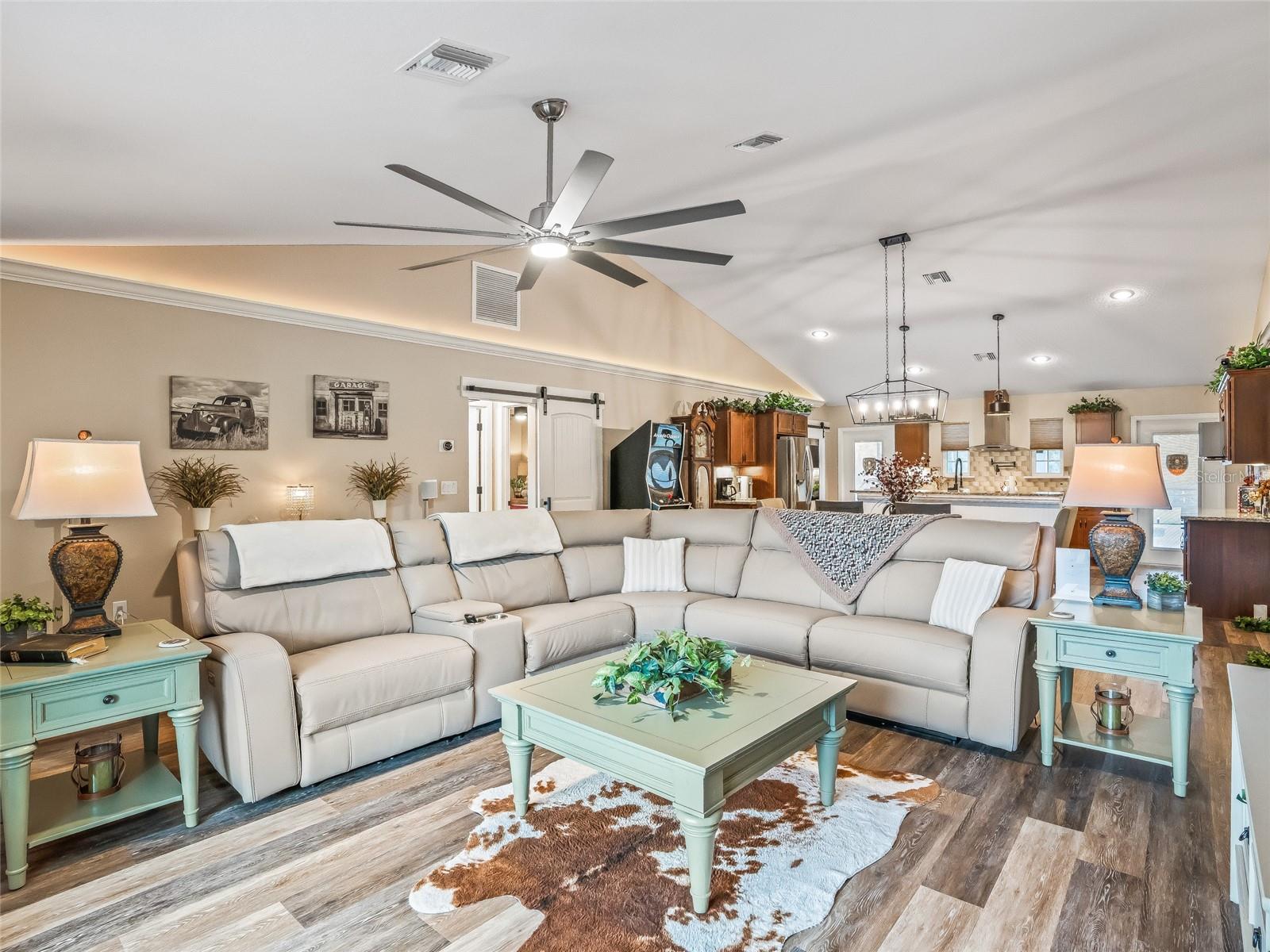 Image 10 of 82 For 6570 175th Court