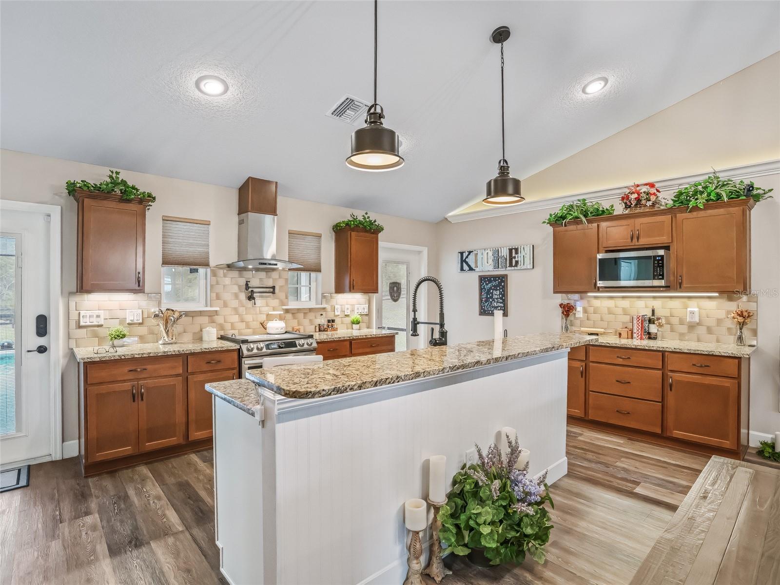 Image 12 of 82 For 6570 175th Court