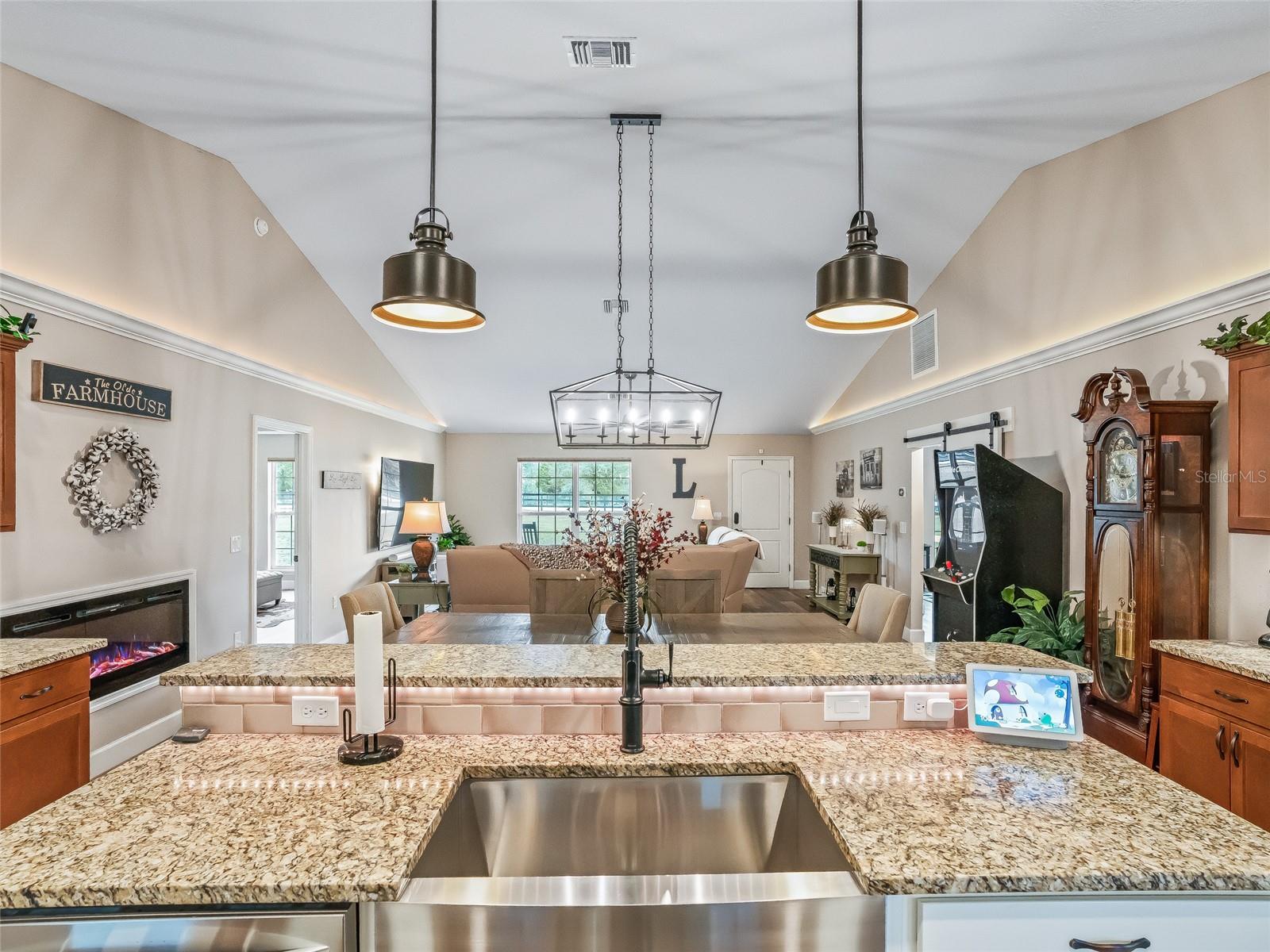 Image 17 of 82 For 6570 175th Court