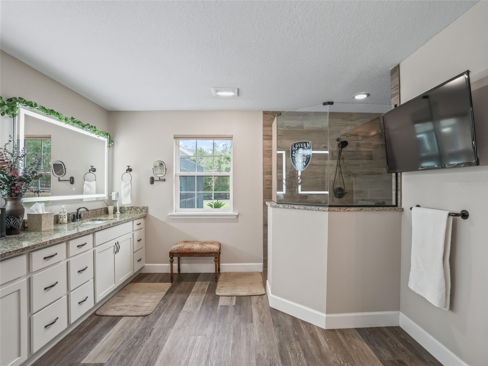 Image 25 of 82 For 6570 175th Court