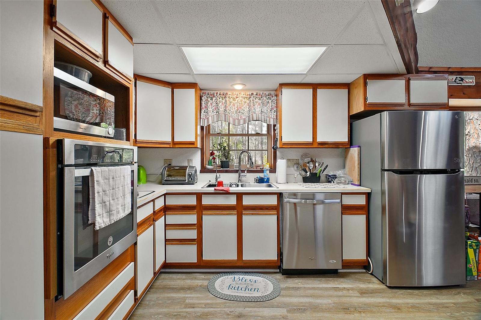 Image 15 of 33 For 41513 Aspen Street