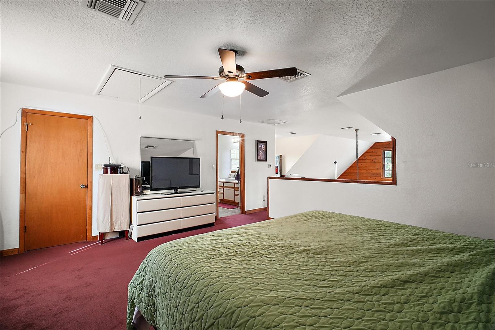 Image 16 of 33 For 41513 Aspen Street