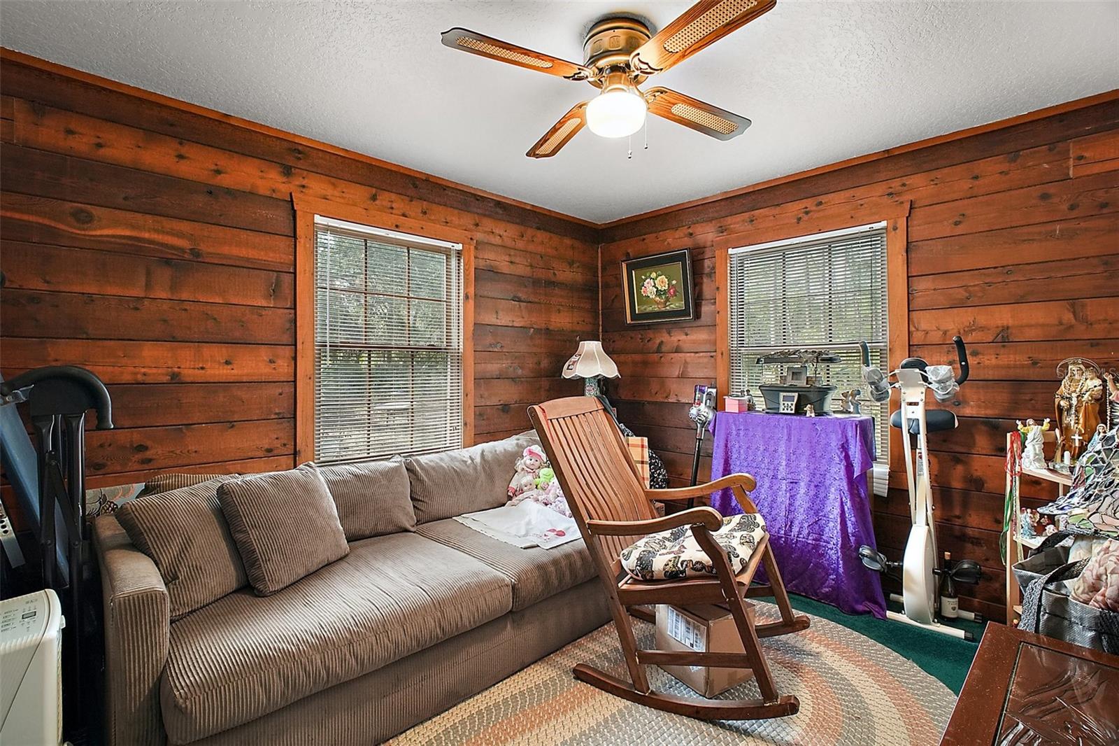 Image 24 of 33 For 41513 Aspen Street