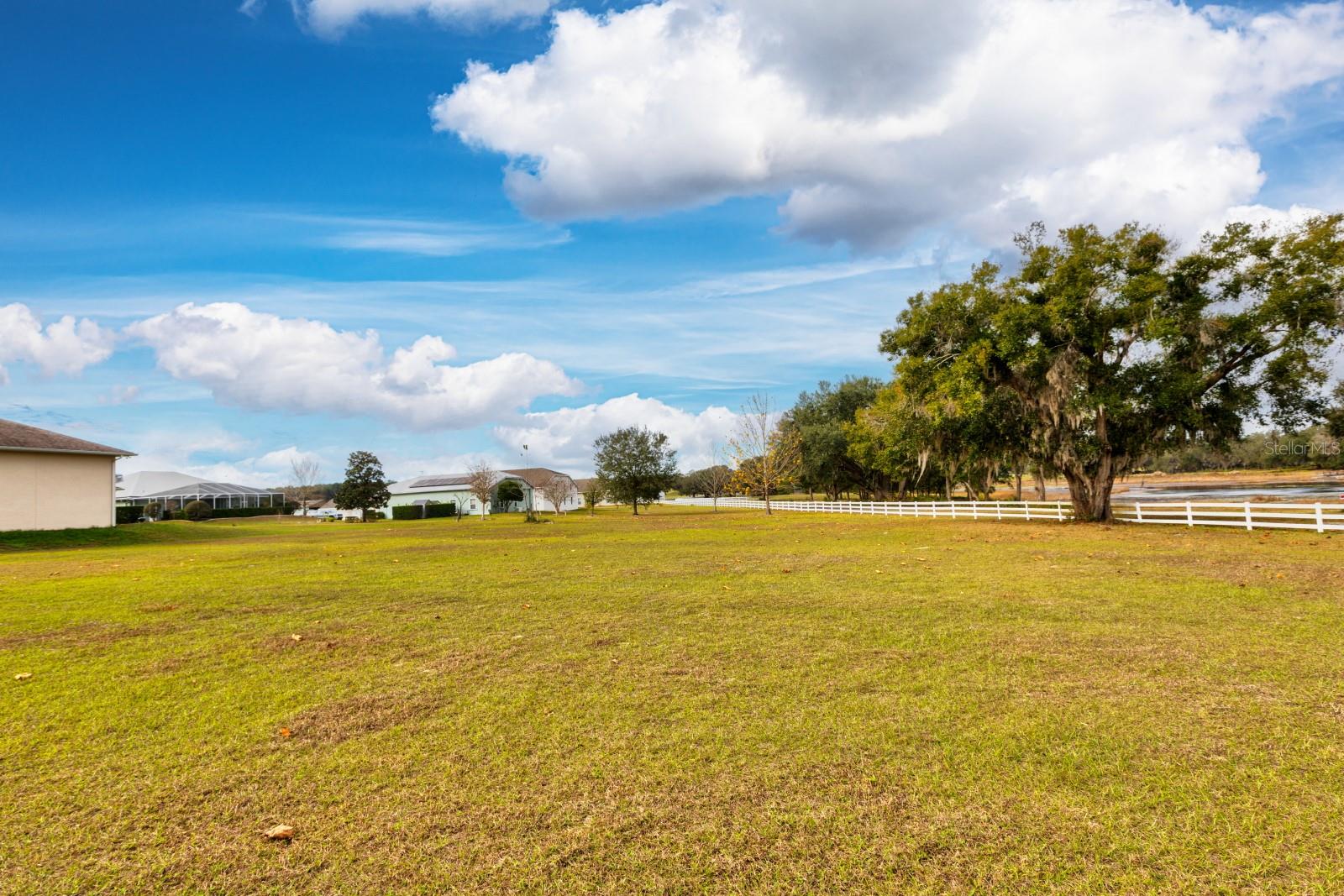 Image 13 of 79 For 17520 159th Terrace