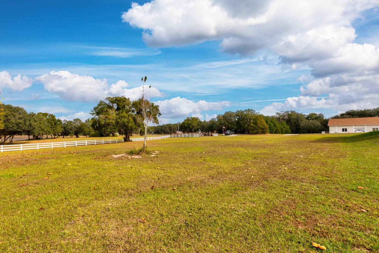 Image 5 of 79 For 17520 159th Terrace