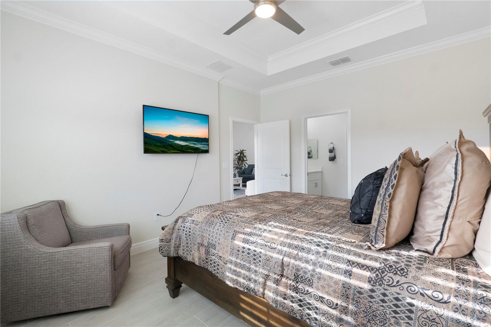 Image 32 of 51 For 4790 125th Loop