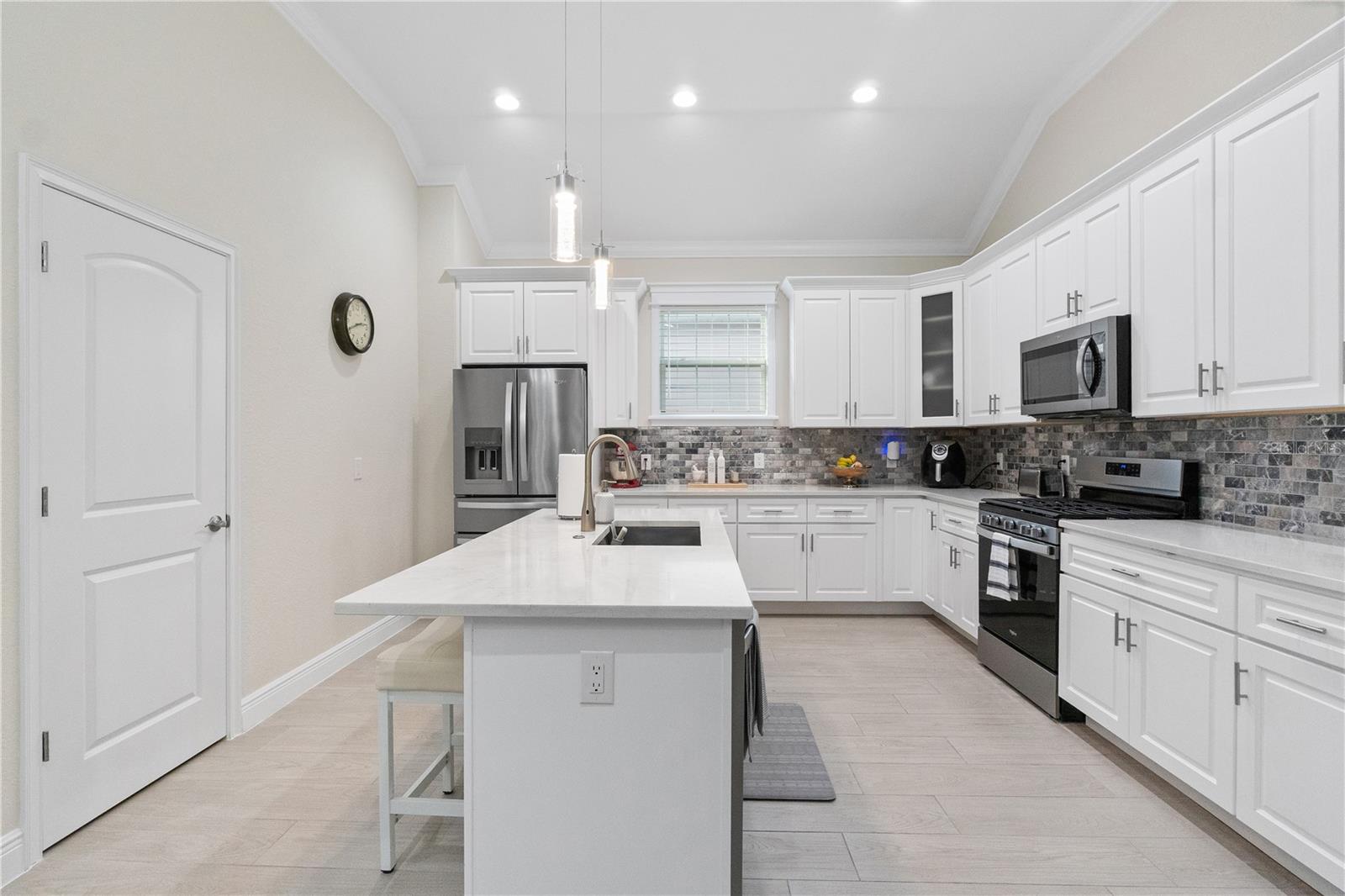 Image 6 of 51 For 4790 125th Loop