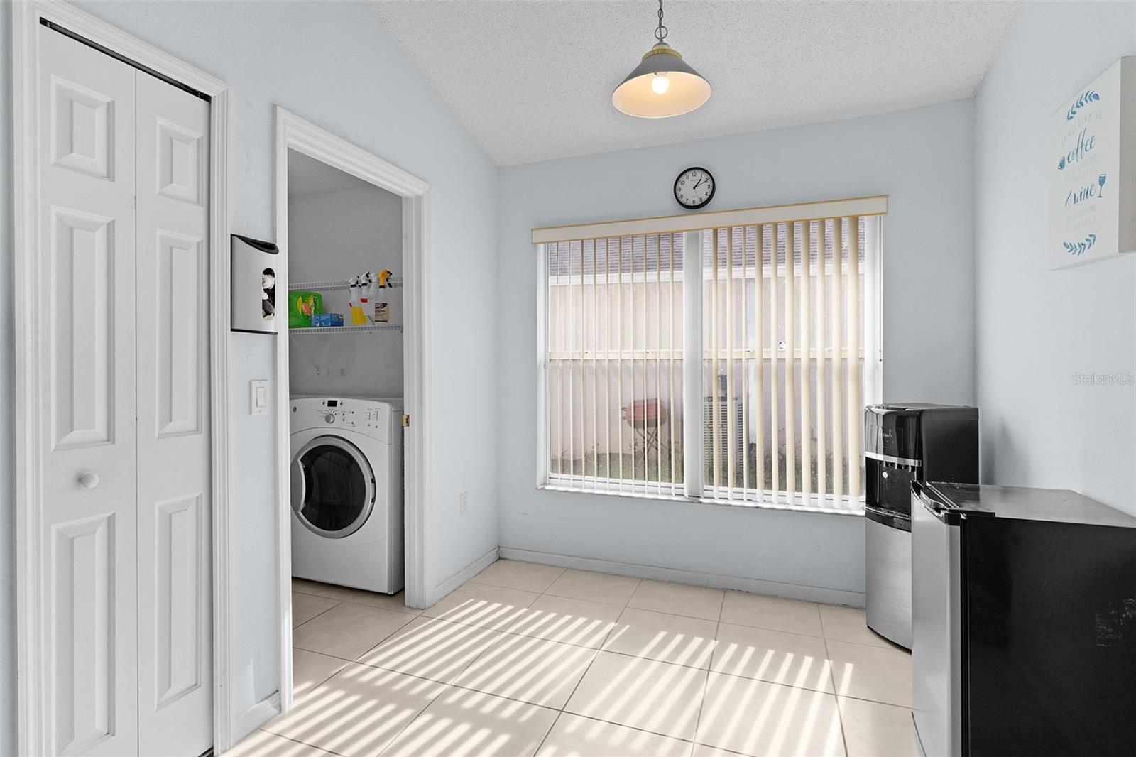 Image 37 of 54 For 713 Saddle Ridge Drive