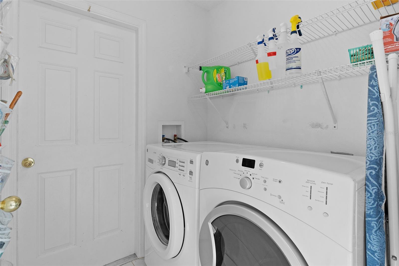 Image 38 of 54 For 713 Saddle Ridge Drive