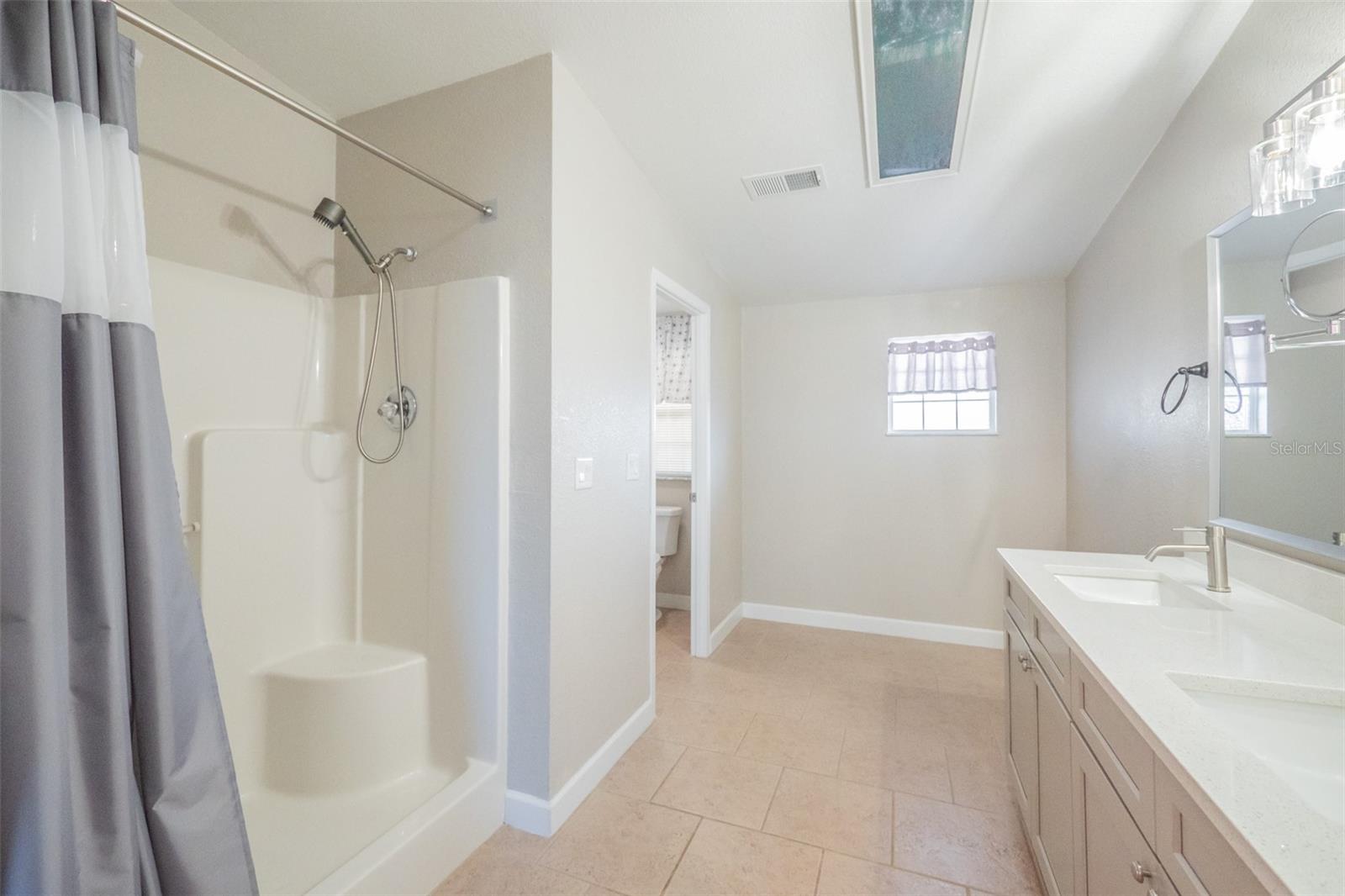 Image 20 of 76 For 27925 Pelican Isle Drive