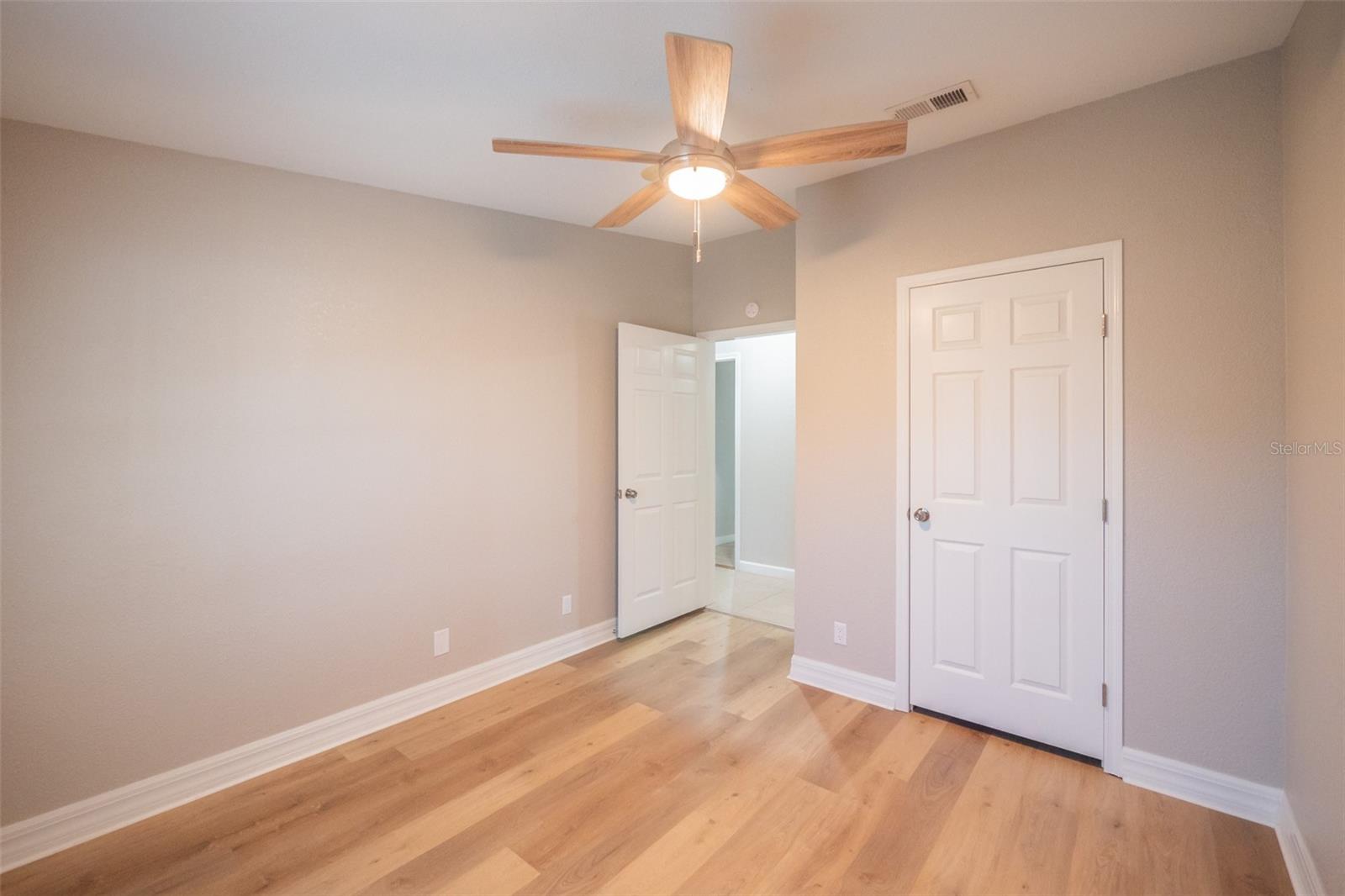 Image 26 of 76 For 27925 Pelican Isle Drive