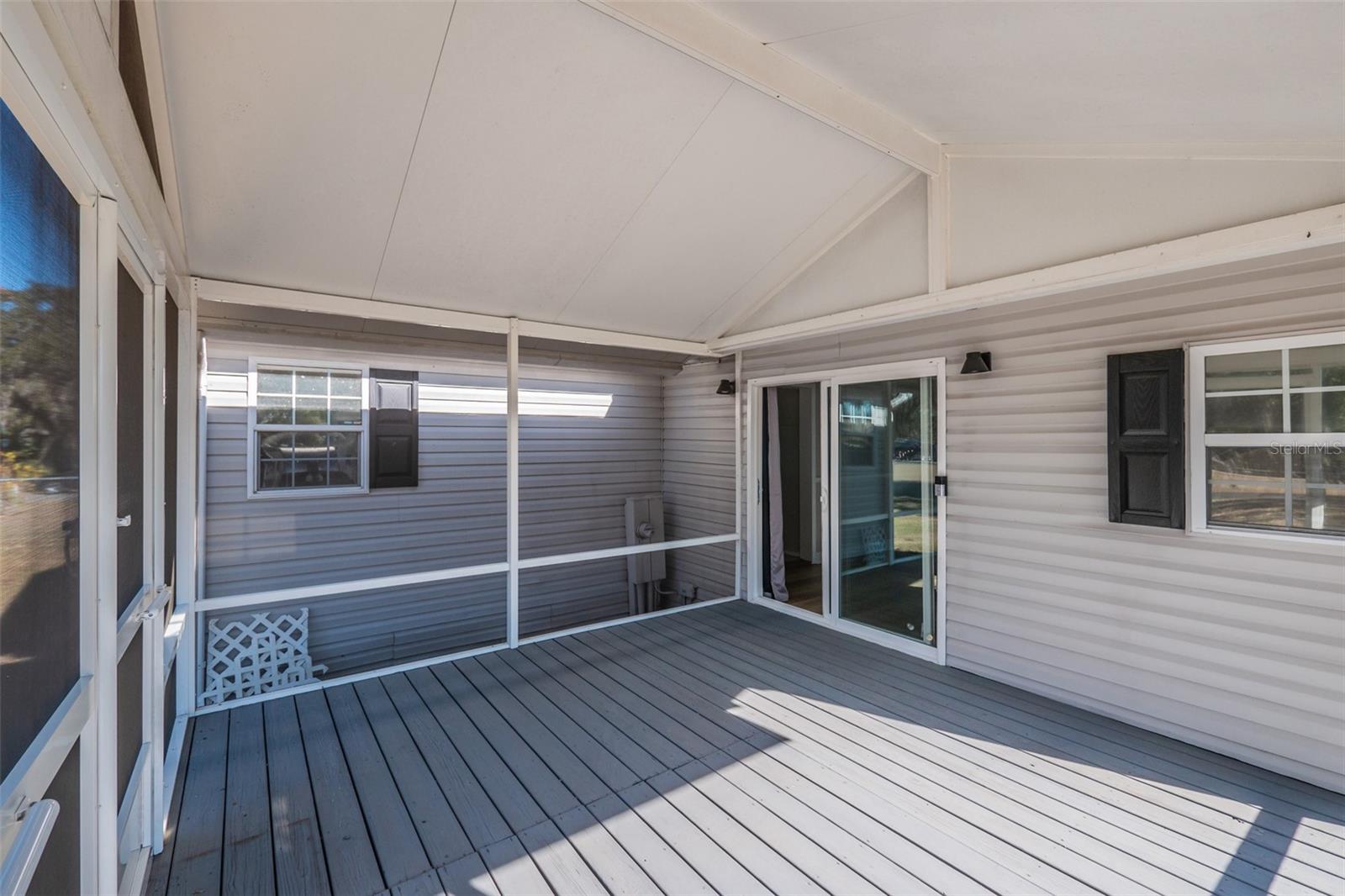 Image 45 of 76 For 27925 Pelican Isle Drive