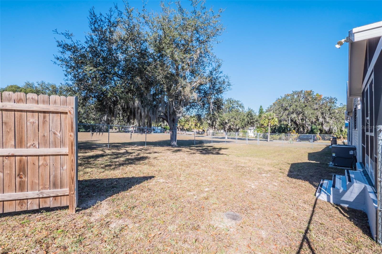 Image 46 of 76 For 27925 Pelican Isle Drive