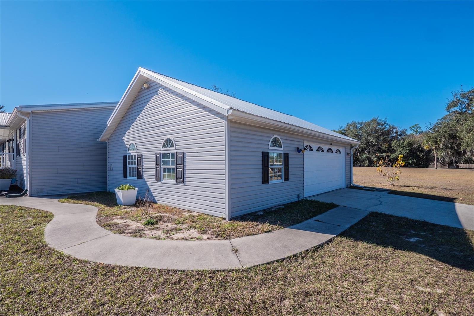 Image 55 of 76 For 27925 Pelican Isle Drive