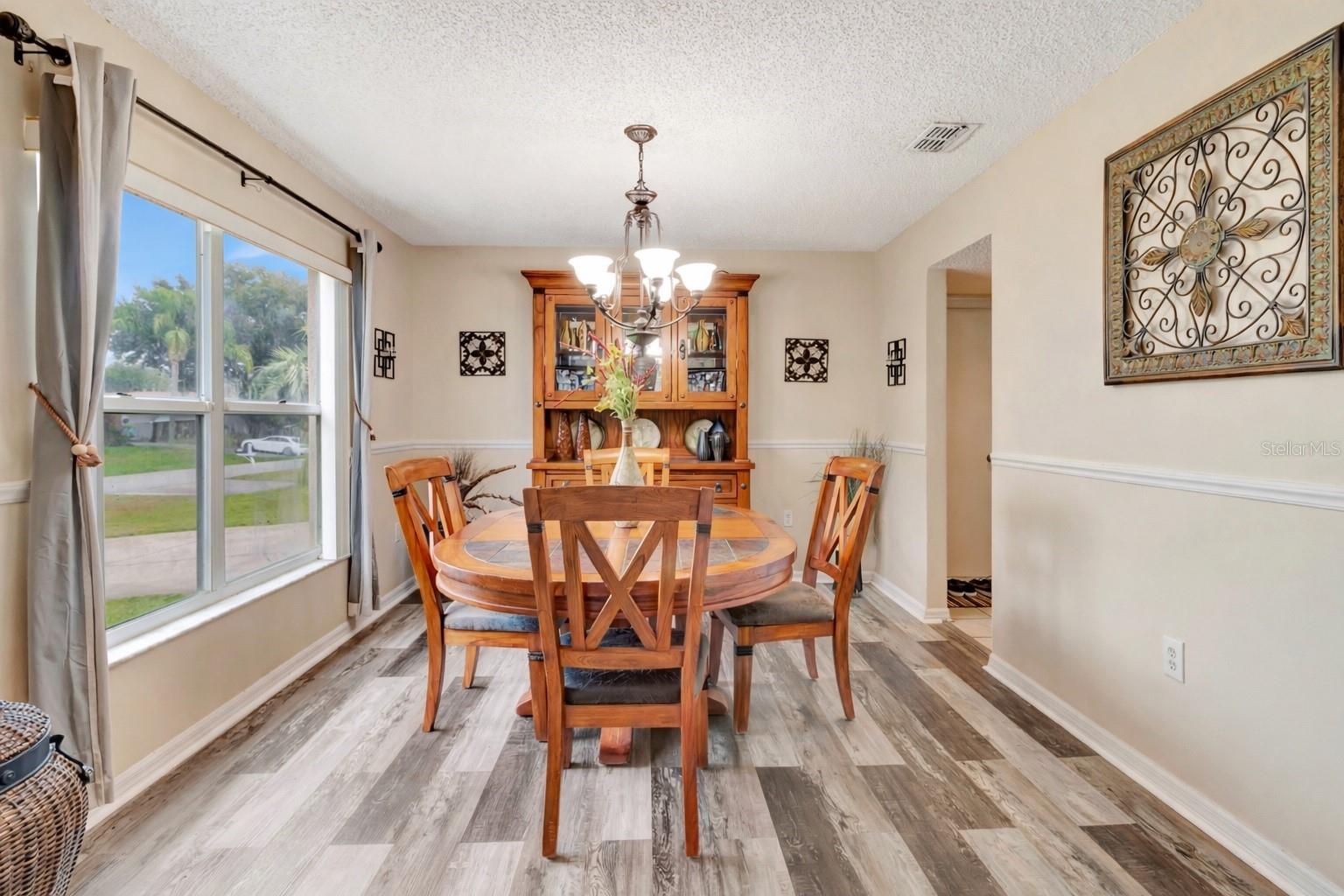 Image 10 of 49 For 16012 Lanesboro Court