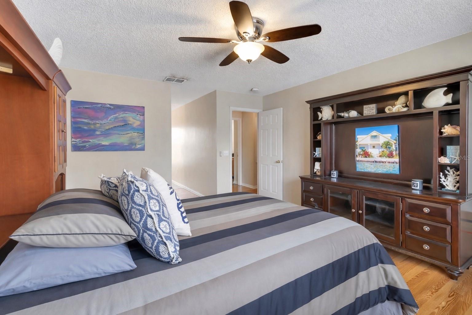 Image 21 of 49 For 16012 Lanesboro Court