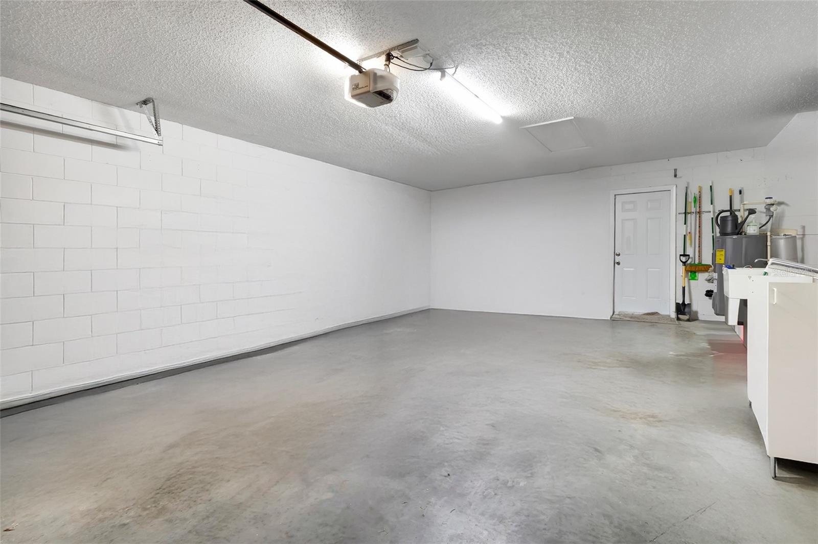 Image 35 of 49 For 16012 Lanesboro Court