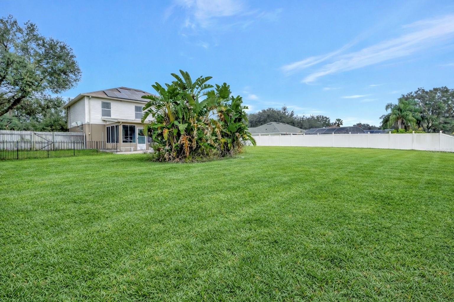 Image 40 of 49 For 16012 Lanesboro Court