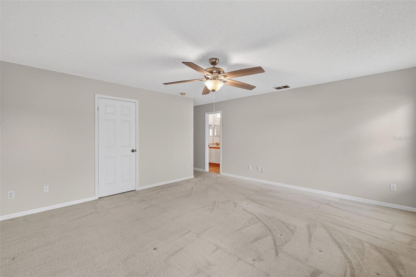 Image 22 of 36 For 12952 Los Alamitos