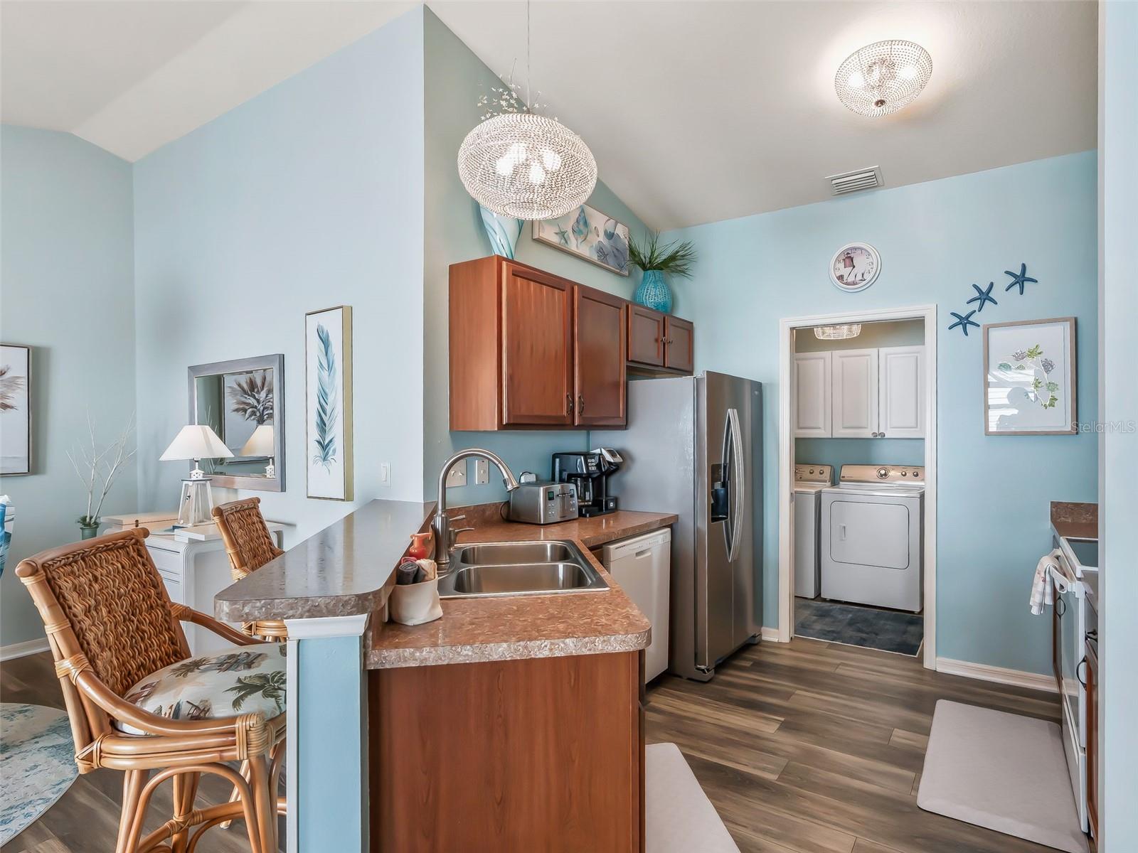 Image 12 of 40 For 3742 Viscaya Court