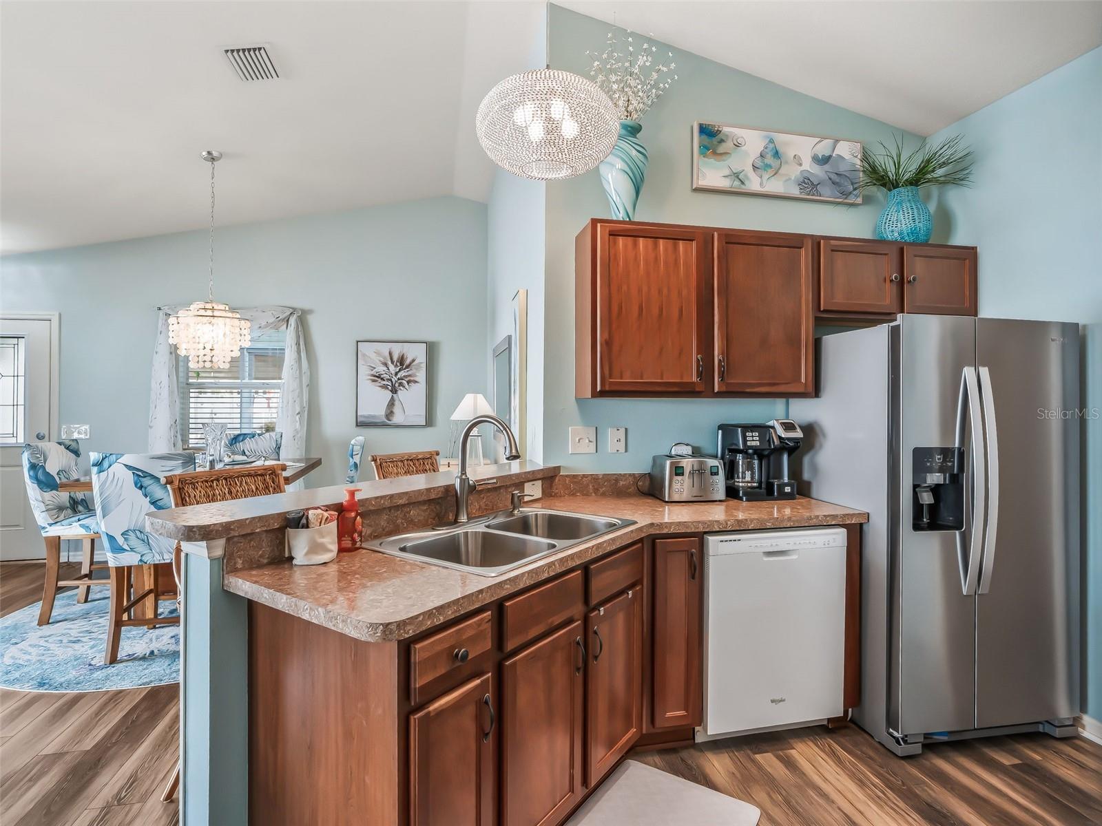 Image 13 of 40 For 3742 Viscaya Court