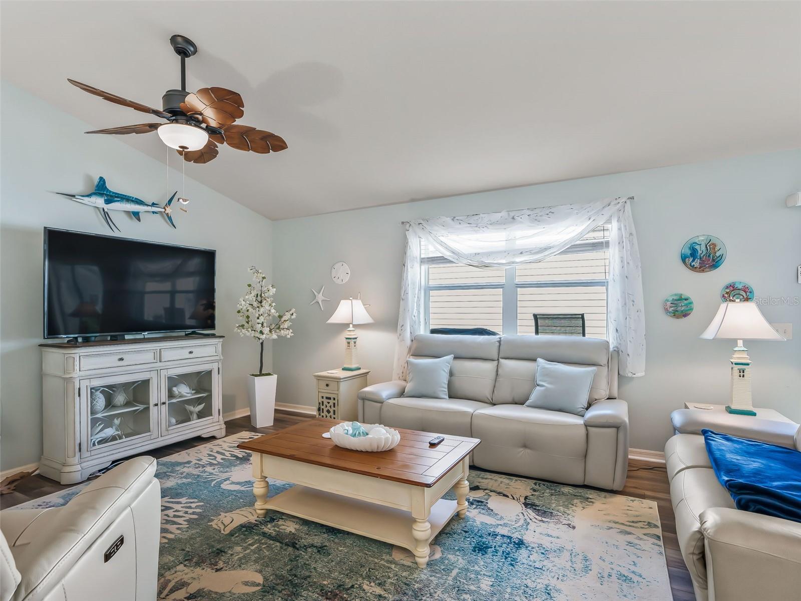 Image 17 of 40 For 3742 Viscaya Court